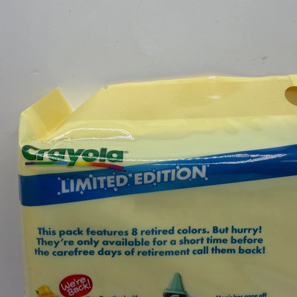 Crayola Limited Edition Shaped Crayons 8 Retired Colors Dandelion Magic Mint NEW